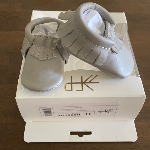 Freshly Picked Baby Moccasins - Picture 2 of 4